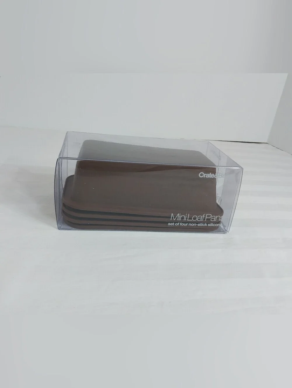 NIP Crate & Barrel 4 ct brown non stick silicone mini loaf pans